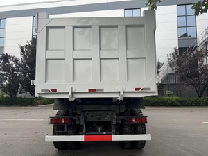 Camion benne d'occasion Beiben SINOTRUK HOWO 6X4 Diesel 351-450HP Moteur Weichai Euro 2 20-25T Poids total autorisé en ordre moussé (PTA) Conduite à gauche Exploitation minière - Product Image 5