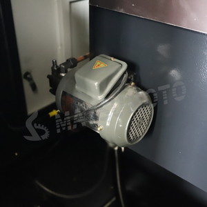 Heavy-Duty <span class=keywords><strong>ck61140</strong></span> <span class=keywords><strong>CNC</strong></span> Máy tiện với fanuc hệ thống điều khiển ngang loại giường phẳng <span class=keywords><strong>CNC</strong></span> máy tiện - Product Image 6