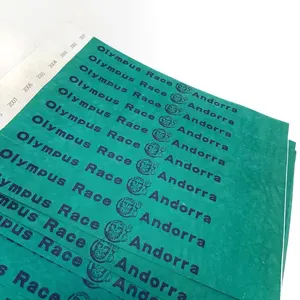 Braccialetto di carta con etichetta Self Tie impermeabile a getto d'inchiostro stampato in Tyvek braccialetti di carta personalizzati Festival