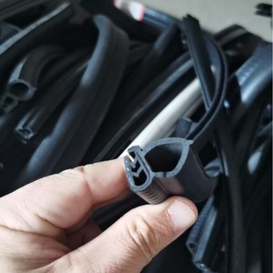 EPDM Snap On Adhesive <b>Strips</b> Car Door Seal Sound Insulation Dustproof Noise Reduction <b>Rubber</b> <b>Strip</b> For Automotive Use - Product Image 2