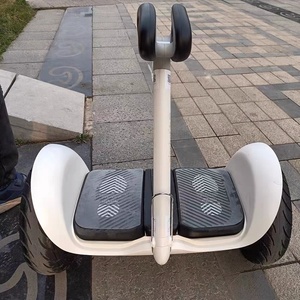 Scooter L6 300W Motor Lithium Battery Kids Two Wheel Smart Balancing 12Km/h Playing <b>Car</b> for Kick L6 Scooter L6 300W Moto - Product Image 5