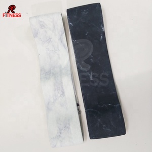 Bandes de Résistance Élastiques Antidérapantes en Tissu Polyester pour Entraînement des Fessiers et des Hanches RC Fitness Wear - Product Image 3
