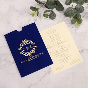 Invito tascabile in velluto blu scuro personalizzato con nappine di lusso carte di nozze fatte a mano <span class=keywords><strong>carta</strong></span> stagnola d'oro - Product Image 5