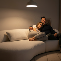 Sofá Seccional Moderno Curvo de Tres Plazas, Tapizado en Tela Bouclé Premium, Espuma de Alta Densidad, Acolchado, Envasado al Vacío, para Sala de Estar