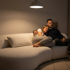 Canapé d'angle moderne incurvé trois places en tissu bouclé premium, rembourré en mousse haute densité, capitonné, emballé sous vide pour salon - Product Image 6