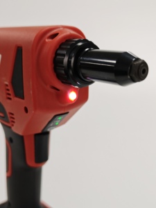 Pistola Remachadora Automática VIT-W AVDEL, Compatible con el Mismo OEM, para Remaches Ciegos de 2.4/3.2/4.0/5.0mm, para Todo Tipo de Materiales, con Batería de Litio - Product Image 4