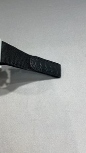 De la première qualité, le bracelet est fabriqué en caoutchouc fluoré de qualité aérospatiale. C'est une montre mécanique élégante. - Product Image 5