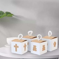 Boîtes à bonbons en papier sur le thème du baptême avec poignée, design croix, ange, saint graal en relief, emballages cadeaux pour fête