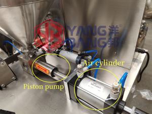 Machine à emballer verticale de <span class=keywords><strong>ketchup</strong></span> <span class=keywords><strong>Heinz</strong></span> de yaourt en sac de remplissage automatique prix d'usine YB-150J - Product Image 4