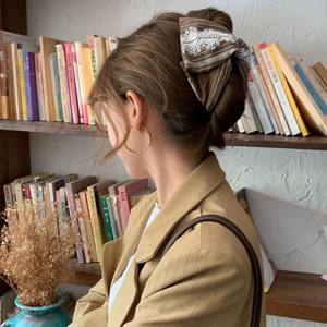 Pinza de Pelo Coreana con Diseño de Rayas de Tela Francesa, Estilo Maillard, Pinza de Tiburón, Nuevo Estilo, Accesorios Elegantes para el Cabello para Mujer - Product Image 3