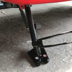 Moto CNC alluminio ingrandisci piastra supporto laterale ingranditore cavalletto estensione Pad per Vespa GTS GTV 250 <span class=keywords><strong>300</strong></span> <span class=keywords><strong>ie</strong></span> - Product Image 2