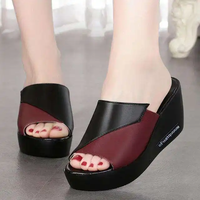 Wholesale new women's shoes summer high heels thick sole flip flops wedged sandals women sandals trendy
