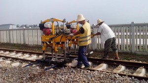 YD-22, гидравлическая трамбовочная машина для железнодорожных линий, обслуживание балласта, новое состояние, металлический материал, железнодорожный трамбовочный аппарат - Product Image 3