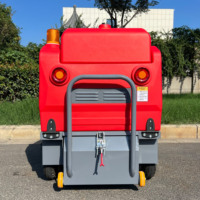 Balayeuse électrique autotractée avec une largeur de nettoyage de 1,4 m, une puissance de 1810 W pour les feuilles, la poussière, les pierres et les sacs en plastique, parcs, routes