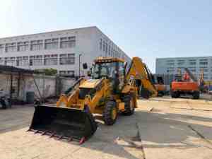 Nouvelle chargeuse-pelleteuse télescopique JCB 3CX en stock - Product Image 5