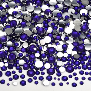 Oleeya Vente en gros de strass 10000 pièces/sac, tailles mixtes SS6-SS30, strass en résine argentés à dos plat pour la décoration des ongles - Product Image 3