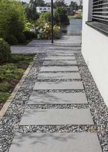 ก้อนกรวดหินแม่น้ำสีเทาสำหรับตกแต่งกลางแจ้งจากเวียดนาม - Product Image 5