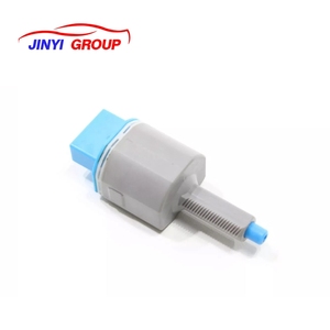 สวิตช์ไฟเบรคสำหรับโตโยต้า C-HR MK1 8434009370 84340-09370 - Product Image 2