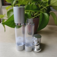 Usine En Gros 50 ml 100 ml UV Chaud Argent Airless Bouteilles Sous Vide De Luxe Émulsion Lotion Pompe Bouteille pour Emballage Cosmétique