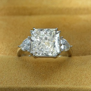 Anello Geometrico di Lusso con Motivo a Fiore di Ghiaccio per Donne, Gioiello da Dito alla Moda - Product Image 2