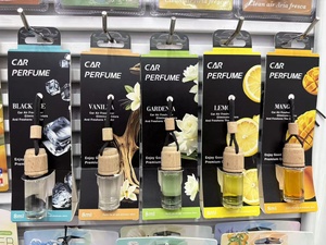 Profumo liquido con olio essenziale da 8 ml, fragranza popolare, diffusore per auto con clip da appendere, bottiglia in vetro, deodorante per auto - Product Image 4