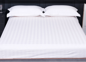 Chất Lượng Cao Luxury Hotel Kích Thước Đầy Đủ Trắng 100% Polyester Satin Bộ Đồ Giường Được Trang Bị Bộ 3 Cái 3Cm Sọc Bedsheet <span class=keywords><strong>Set</strong></span> - Product Image 3