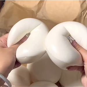Jouet à presser Taba Squishy en forme de gâteau au yaourt et de pain, doux, anti-stress, à remontée lente, jouet sensoriel pour enfants et adultes, cadeaux relaxants - Product Image 6