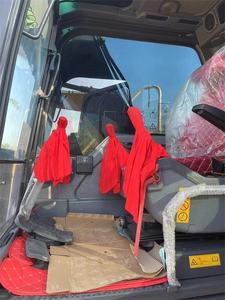 รถขุด Volvo EC140 มือสอง สีเดิมจากโรงงาน พร้อมชิ้นส่วนไฮดรอลิกแบบตีนตะขาบ รวมถึงเครื่องยนต์ เกียร์ ปั๊ม มอเตอร์ รุ่นปี 2024 - Product Image 6