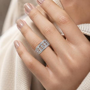 Anello Geometrico a Forma di Diamante per Donne, Gioiello Minimalista ed Elegante per Uso Quotidiano - Product Image 2
