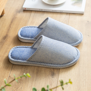 Chaussons d'hiver pour femmes et hommes, taille universelle, antidérapants, doux et chauds, chaussures d'intérieur pour l'hiver - Product Image 5