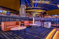 Débloquez des tapis Axminster exquis du patrimoine britannique pour les intérieurs de luxe Casino et Gamble du monde entier