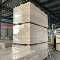 Bois de Paulownia séché au four à faible rétrécissement, joint en doigt de teneur en colle E0 pour la fabrication de meubles d'intérieur, planches de bois massif