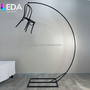 Candelabro de Boda LEDA, Candelabro de Pie con Soporte para Velas, Candelabros de Cristal Colgantes en Soportes de Arco - Product Image 6