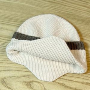 Gorro de Punto Cálido y Moderno para Hombre y Mujer, Protección para los Oídos, Ideal para el Frío, Combina con Todo, Pequeño, Colorido, Regalo Promocional - Product Image 3