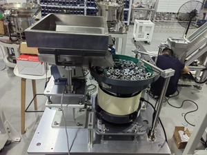 Máy giặt phẳng tự động cho ăn với bộ nạp Bát rung - Product Image 4