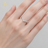 Bague en argent S925 minimaliste et polyvalente, tendance géométrique, avec moissanite taille circulaire, idéale pour les rendez-vous, les soirées, les fêtes et les tenues féminines