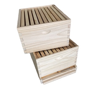 Marcos de Madera de Pino para Colmena Langstroth de Gran Calidad con Base de Plástico Pre-ensamblada - Product Image 6