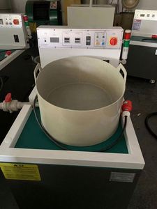 Machine de polissage magnétique pour pièces en aluminium CNC - Product Image 2