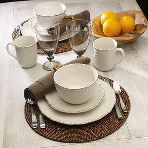 Service de vaisselle en grès crème pour quatre, 16 pièces - Product Image 2