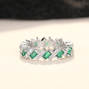 Anello dal design geometrico Anello da dito in stile elegante per donna - Product Image 1