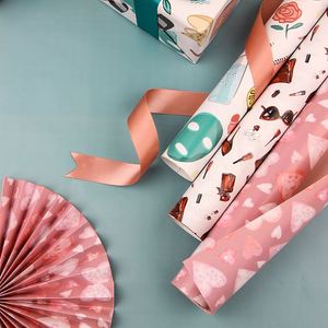 Papel Kraft Recubierto Desechable al por Mayor de 80g para el Día de San Valentín, Rollo de Embalaje de Regalo Personalizado de Lujo de 43*300cm - Product Image 1