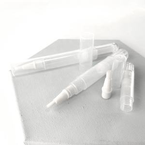 2ml Cuidado de las uñas Aceite Revitalizador de cutículas Contenedor de aceite Twist Pluma cosmética con aplicador de cepillo - Product Image 1