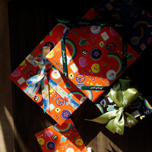 Venta al por mayor de rollos de papel tisú de cumpleaños de alta calidad cara sonriente embalaje rollo de papel de regalo artesanía superior - Product Image 5