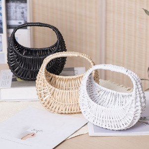 Cesta ovalada de ratán tejida con asa, cesta de almacenamiento para decoración del hogar y accesorio de fotografía - Product Image 1