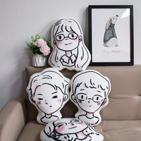 Housse de coussin en peluche avec imprimé de dessin animé d'anime de fille sexy verte fabriquée en Chine pour homme, décoration de la maison, taille et couleur personnalisables