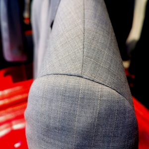 Costume de mariage et d'affaires 2 pièces gris clair, <span class=keywords><strong>style</strong></span> italien, coupe ajustée, semi-entoilé, lavable en machine, facile à porter - Product Image 4