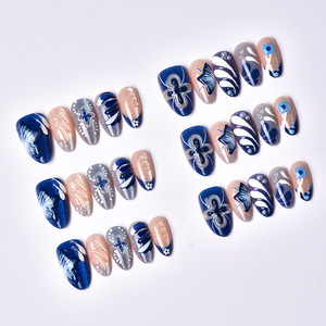 Lot de 30 faux ongles courts en amande bleus haut de gamme, populaires, avec fleurs 3D, <span class=keywords><strong>strass</strong></span> et <span class=keywords><strong>manucure</strong></span> française effet goutte d'eau - Product Image 3