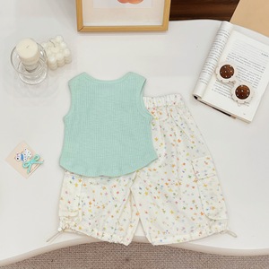 Ensemble de vêtements pour filles, léger et frais, avec <span class=keywords><strong>gilet</strong></span> côtelé sans manches et short imprimé étoiles, pour un usage quotidien en été - Product Image 2