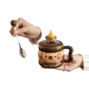 Mug mignon de dessin animé cochon et ours avec couvercle et cuillère, tasse individuelle pour fête, jaune, rose, marron - Product Image 4