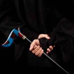 Canne de marche en bois faite à la main avec détails en résine pour un style unique et un soutien fiable pour les personnes âgées et les adultes - Product Image 2